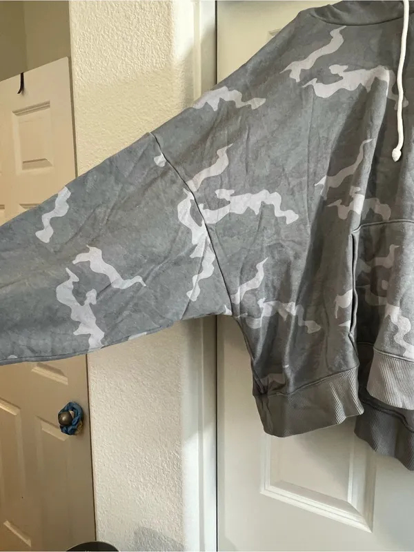 American Eagle Gray Camo Hooded Pullover Sweater - Image 2