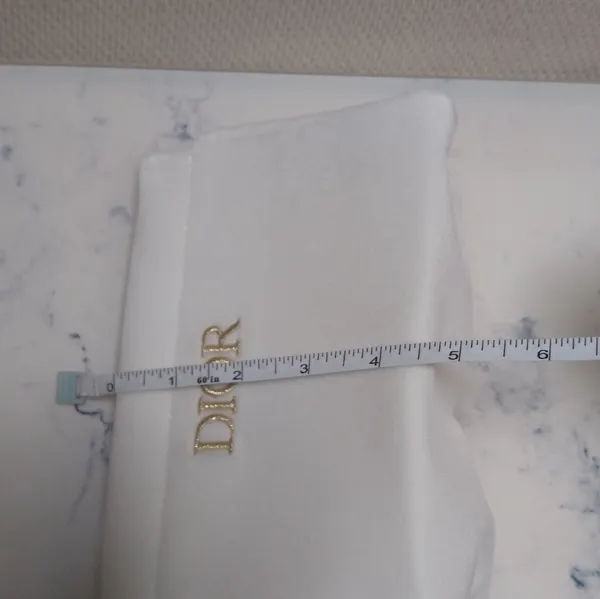 DIOR White Velvet Beauty pouch With Gold Dior Logo Limited Edition New No Tag - Image 10