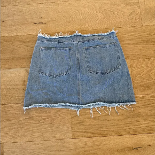 White Fox Mini Skirt Denim Be Without You Size M Blue - Image 4