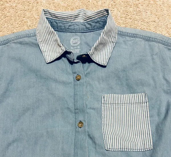 Denim Button Down w/ Tie Front. Youth XL/Women PXS - Image 4