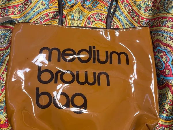 Bag Glossy Tan Tote - Image 2