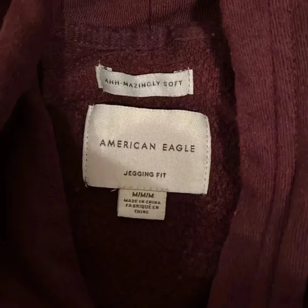 American Eagle Sweatshirt - Image 2