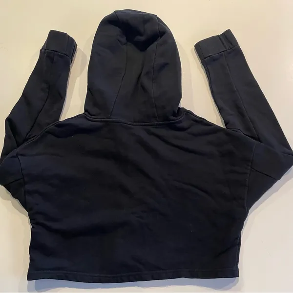 Gymshark cropped tie hoodie black with pink/white logo long sleeve medium - Image 3