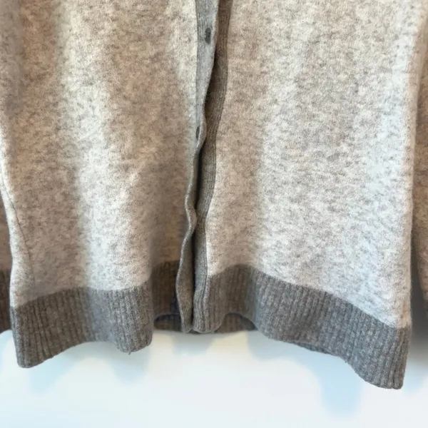 Athleta Women's Grey Westlake Merino Wool Blend Cardigan‎ Sweater Size Small - Image 4