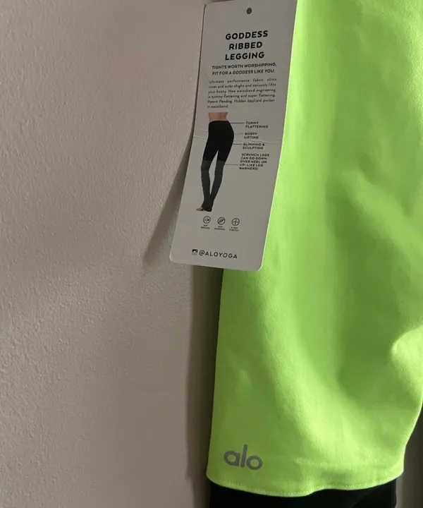 ALO Yoga Goddess Ribbed Leggings - Image 7
