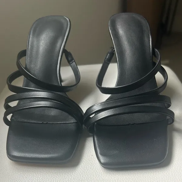Elegant Black Women's Sandals Worn once size 38 - Image 2