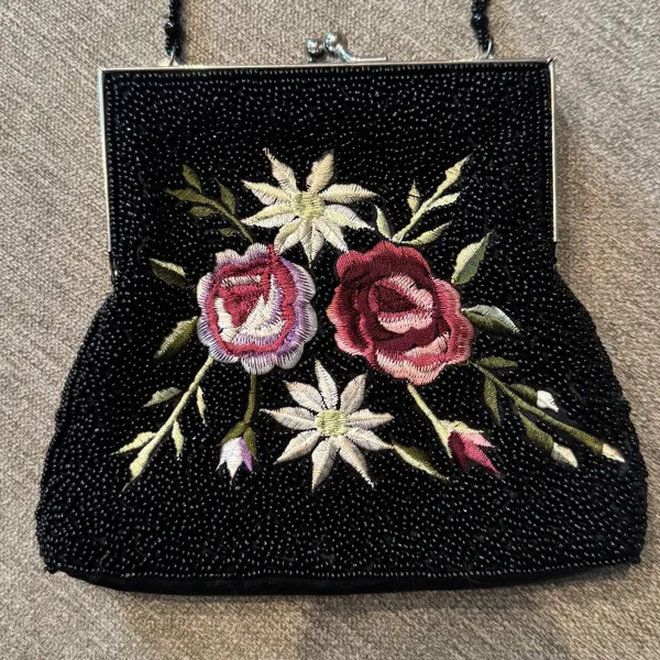Y2K Style Black Beaded Floral Embroidered Kiss Lock Evening Bag Clutch Purse - Image 12