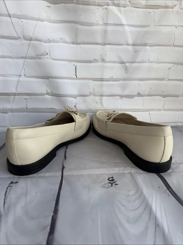 ALDO Laurea Cream Leather Loafers with Gold Chain Accent - NWOB - Image 5