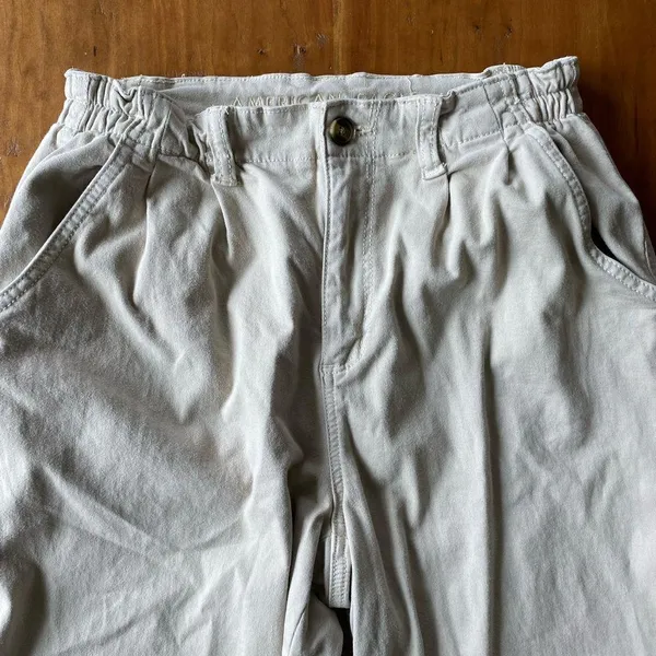 American Eagle size 4 cream tan mom Paperbag pants school uniform neutral - Image 8
