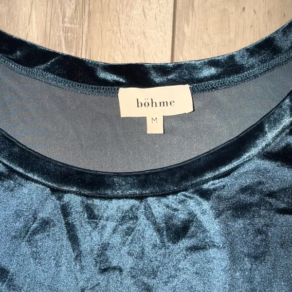 Bohme Velour Y2K Coquette Whimsigoth Slate Blue Cropped Long sleeve size medium - Image 4