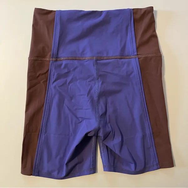 Lululemon Athletica Purple and Brown Shorts - Image 4