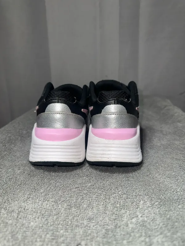 Nike Women’s Air Max Sneakers - Image 2