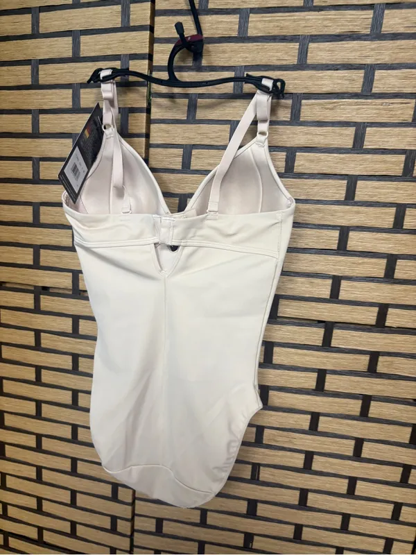 Maidenform tan extra firm control cupped bodysuit shapewear size Small - Image 2