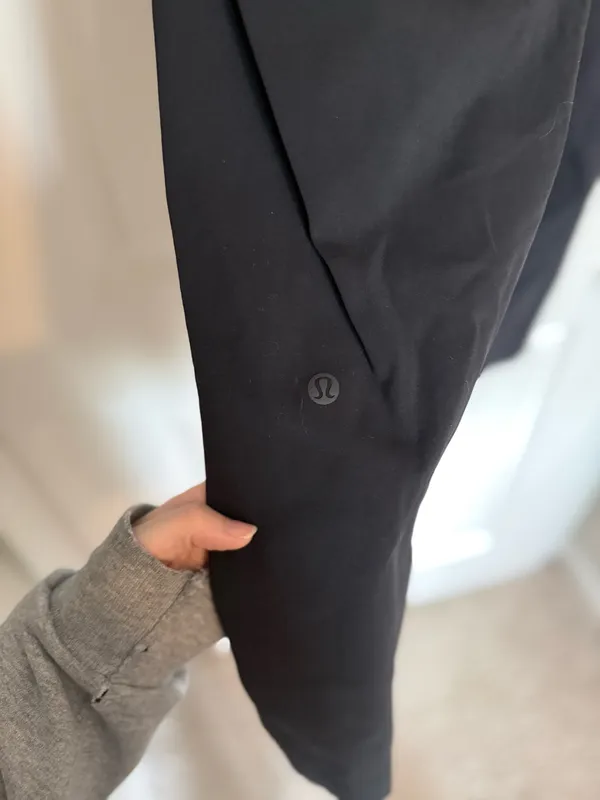 Lululemon Stretch High-Ride pant cropped size 4 - Image 6