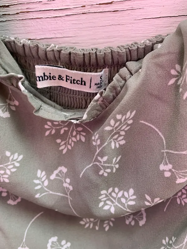 Abercrombie Floral Top - Image 3
