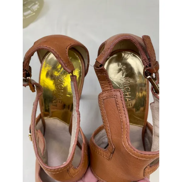 Michael Kors Women's Tan Leather Shoes/ Heels 4.5" Size 8M SKU 5817 - Image 6