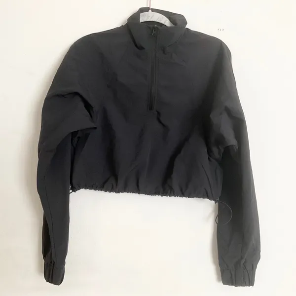 Alo Yoga Cropped 1/4 Zip Alumni Pullover Black S - Image 4