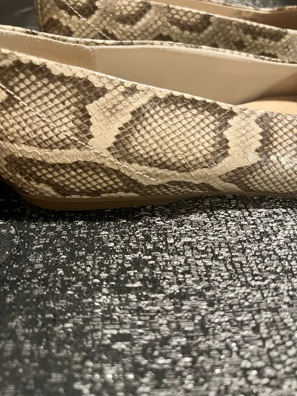 Womens sz9.5 NWOT Dr. Scholl's Wexley Slip On Flats-Taupe/Snake Print. - Image 8