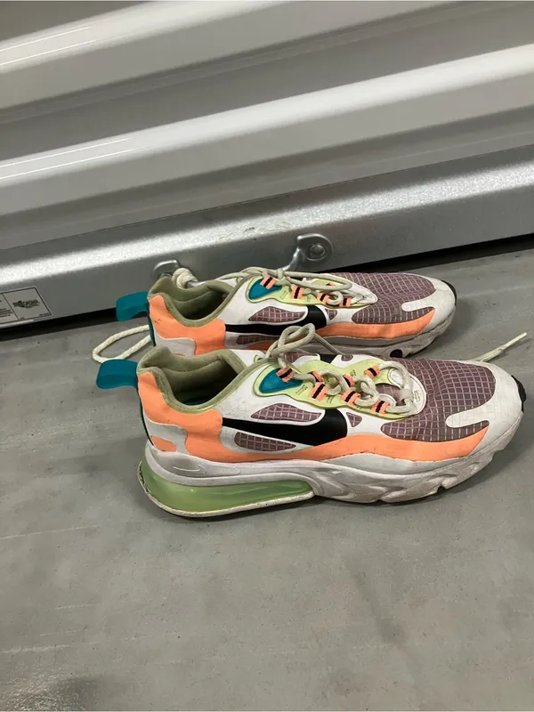 Nike Air Max 270 React SE Light Arctic Pink - Image 5