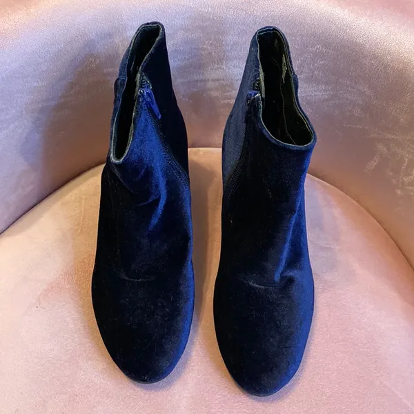 Steve Madden blue velvet booties - Image 3
