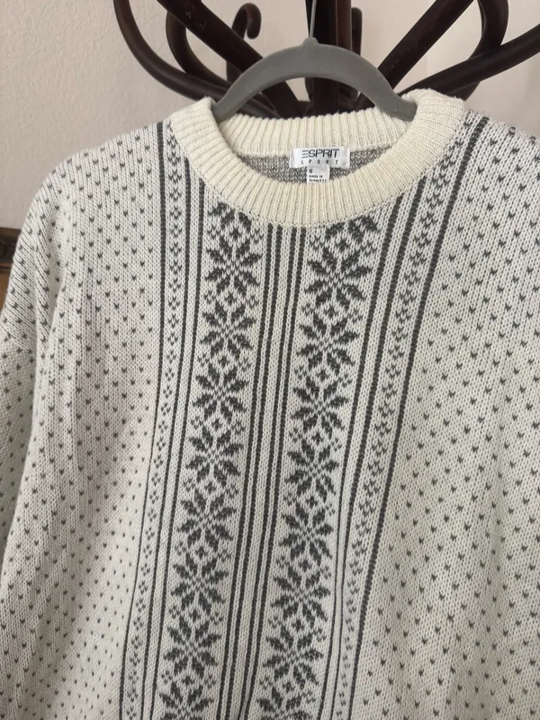 Vintage Crewneck Wool Blend Knit Sweater - Image 3