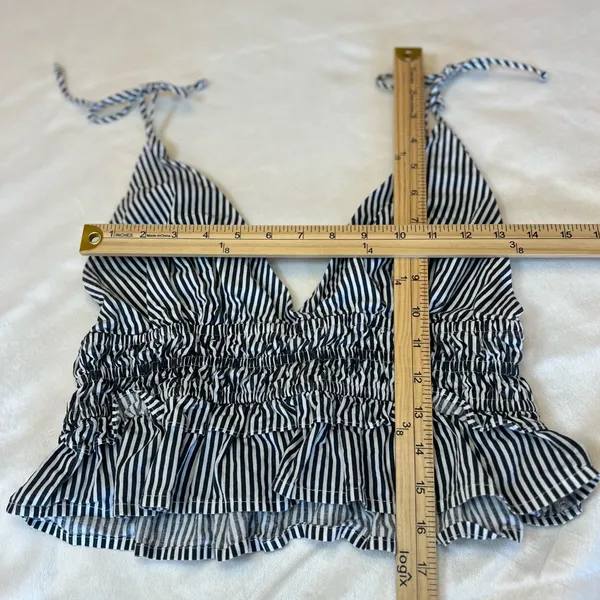 Sim &‎ Sam Crop Top Womens L Black White Striped Sleeveless Ruched V neck - Image 5