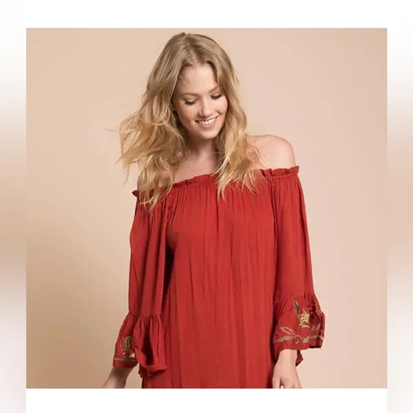 Dress Feathers Red Garment made in india - Image 3
