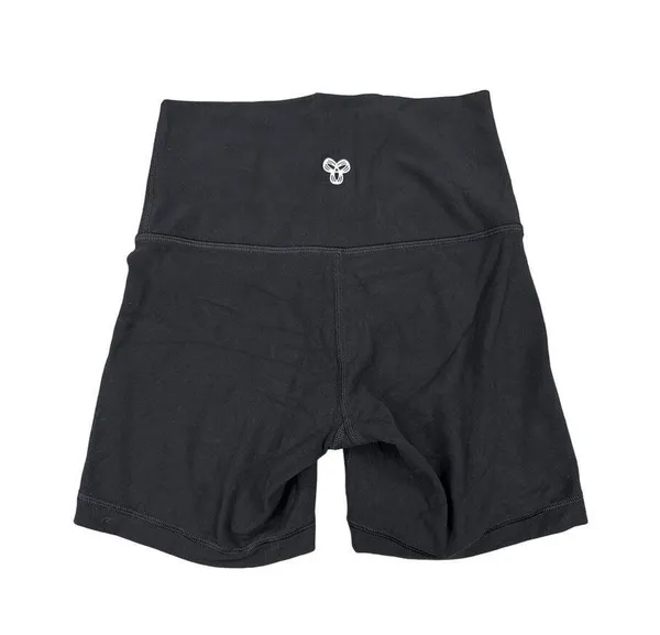 Tna Action - High Waist Bike Shorts in Black - Image 3