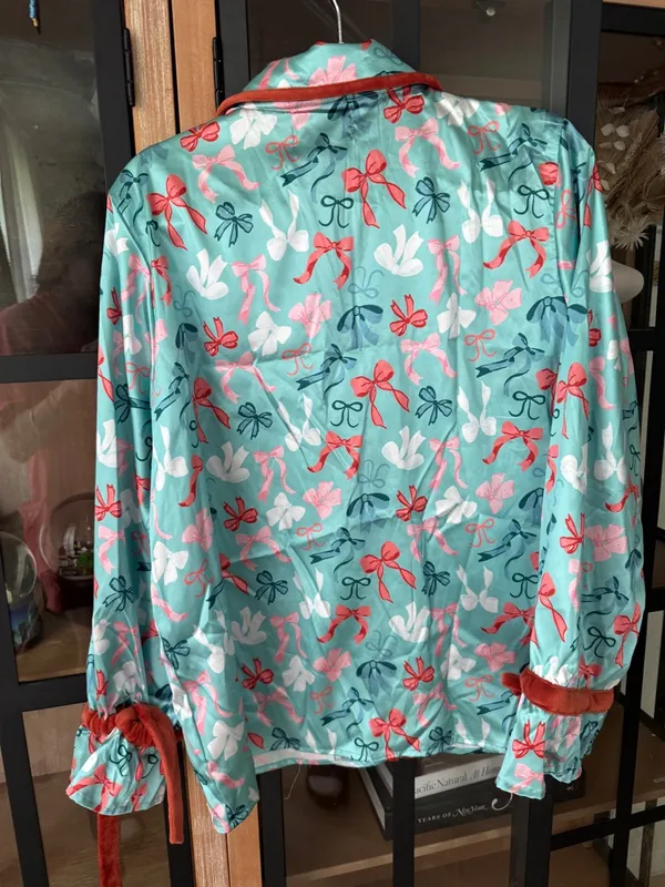 Altar'd State NWT bows satin pajamas set long sleeve shirt top shorts Christmas button down - Image 8