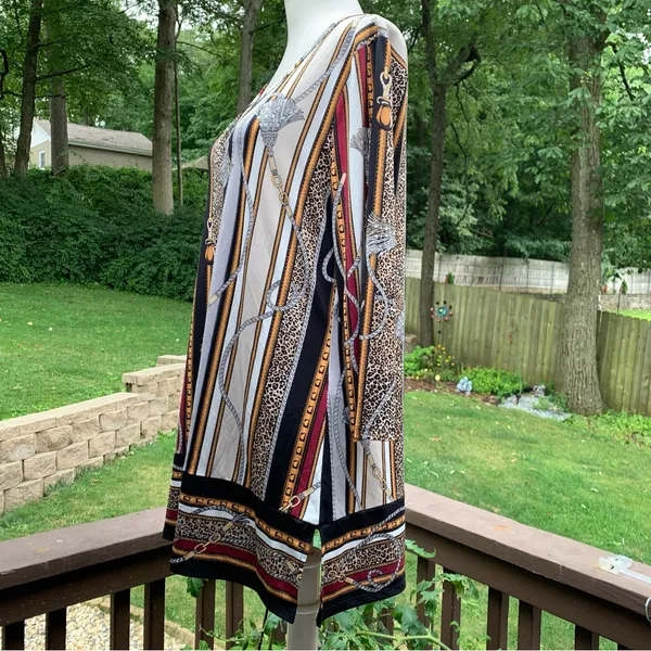 WHBM White House Black Market Size M Liquid Knit Blouse Top Tassels Print - Image 4