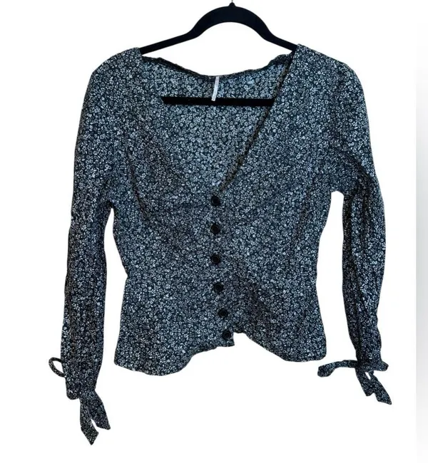 Free People Sienna Floral Smocked Bohemian Blouse - Image 2