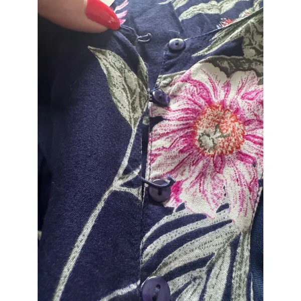 Japona Floral Maxi Dress Navy‎ Blue Pink White Tropical V Neck Midi Size M - Image 5