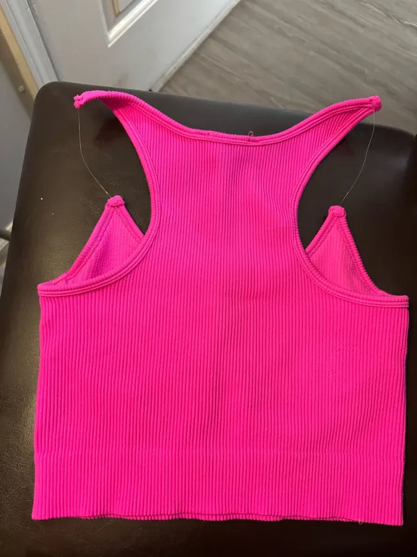 Hot pink tee Sz.small - Image 6