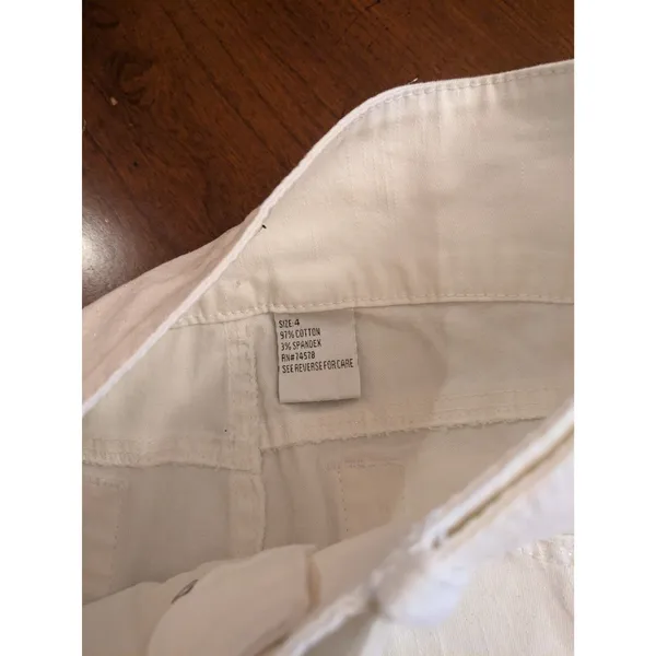 Cache White Denim Capri Jeans Women’s Size 4 - Image 9