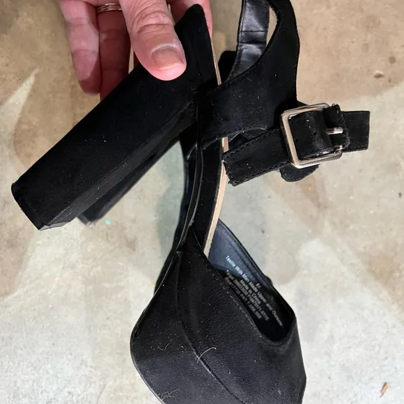 Target Elegant Black Women's Heels - Image 2