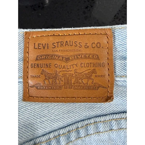 Levis Premium Womens Light Wash Denim Mini Skirt High Rise Raw Hem‎ Size 24 - Image 5