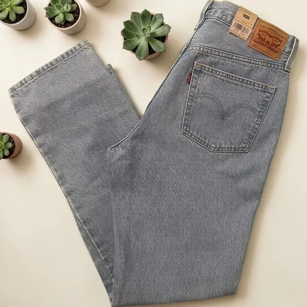 Levi's 501 Original‎ Women's Jeans Light Wash Floral Patch Straight Leg 30x30 - Image 4