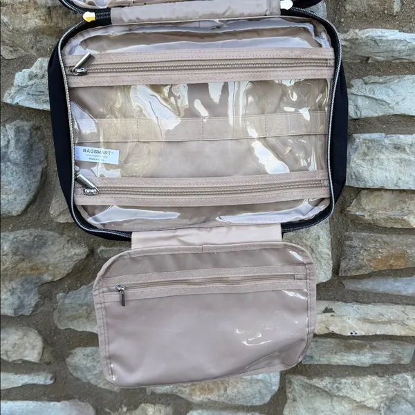 Bagsmart Large Hanging Travel Organizer bag NEW - Image 4