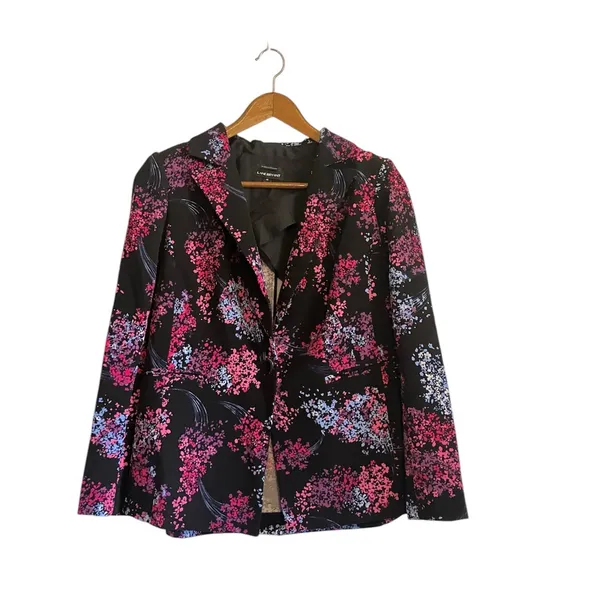Lane Bryant Crepe "The Bryant" Black Pink Floral Blazer - Image 3