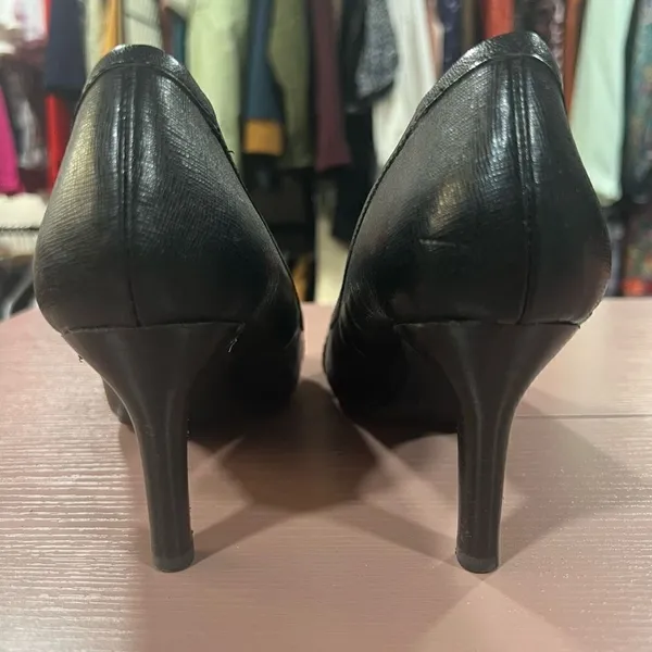 Tommy Hilfiger Womens Size 8.5M Heels - Image 8