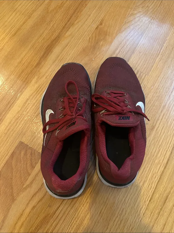 Nike free trainers - Image 2