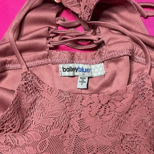 Bailey Blue Dusty Rose Mauve Floral Lace High Neck Lace Up Back Mini Dress Small - Image 2