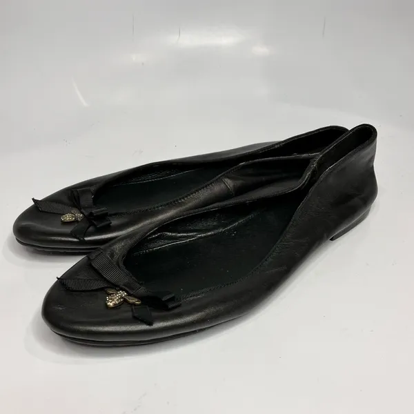 Fossil black leather ballet flats with bee charm pendant‎ size 10 - Image 3