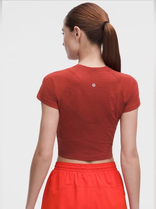 NWT lululemon swiftly cropped short sleeve cranberry charm size 6 - Image 2