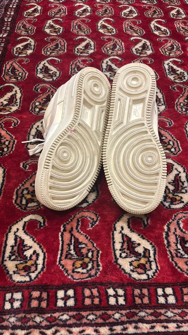 Nike Shoes - Image 2