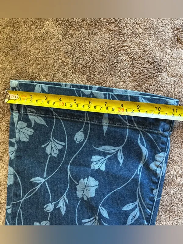 Torrid Belle Isle Aquinnah High Rise Flare Ankle Floral Jeans Blue 10 Tall NWT - Image 9