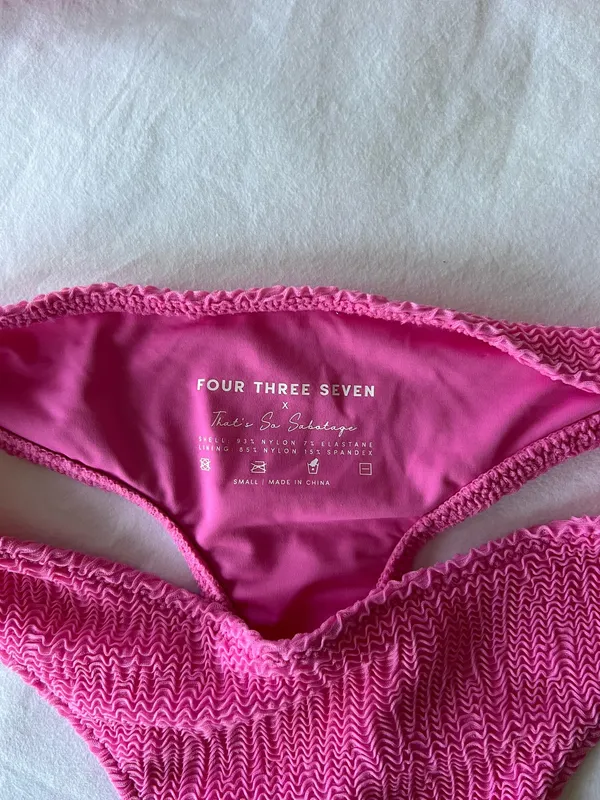 437 Hot Pink Bikini  - Image 3