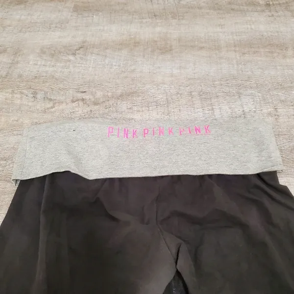 FLAWED Victoria's Secret PINK Black Foldover Capri Leggings Size Large - Image 7