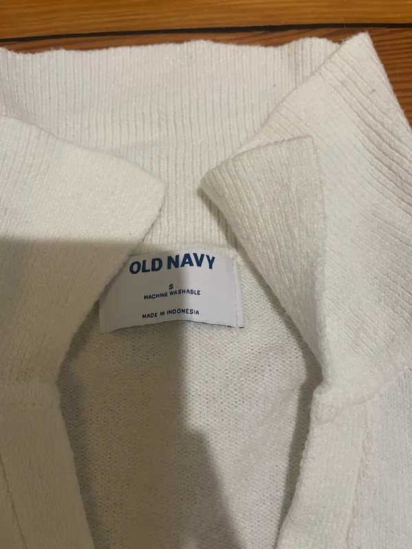Old Navy Sweater White - Image 2