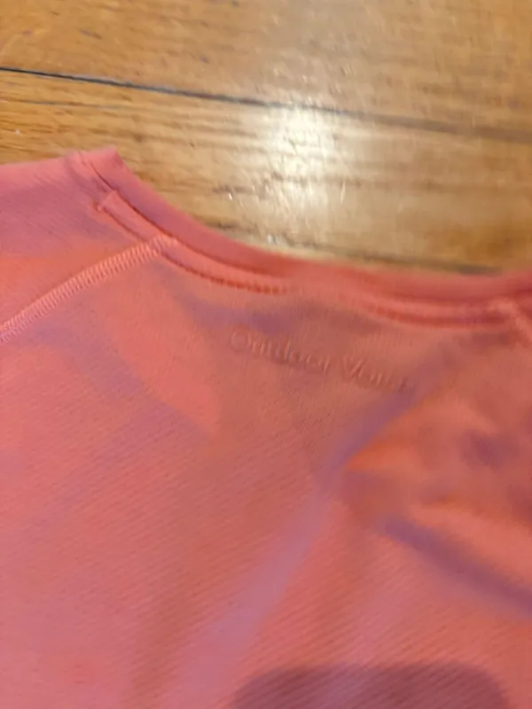 Outdoor Voices long sleeve - Image 3